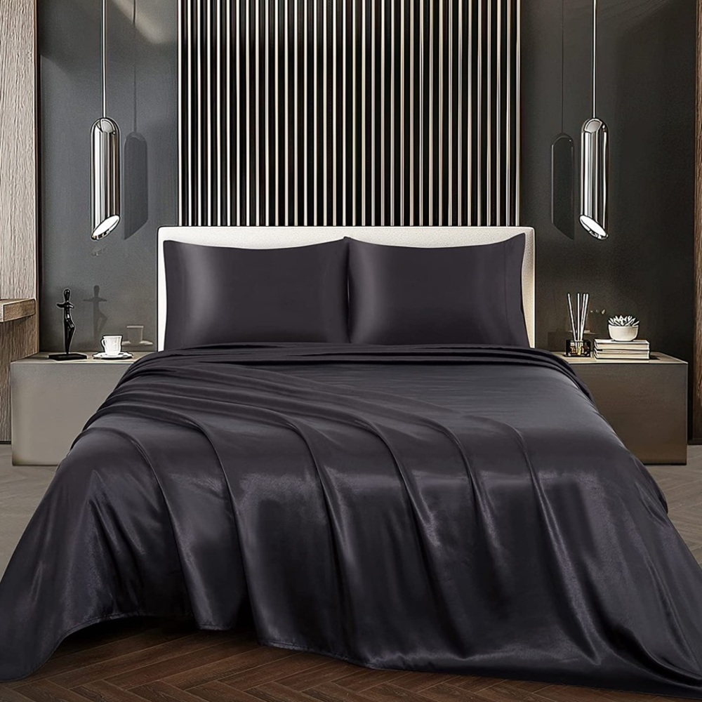 NEW SATIN KING BEDDING